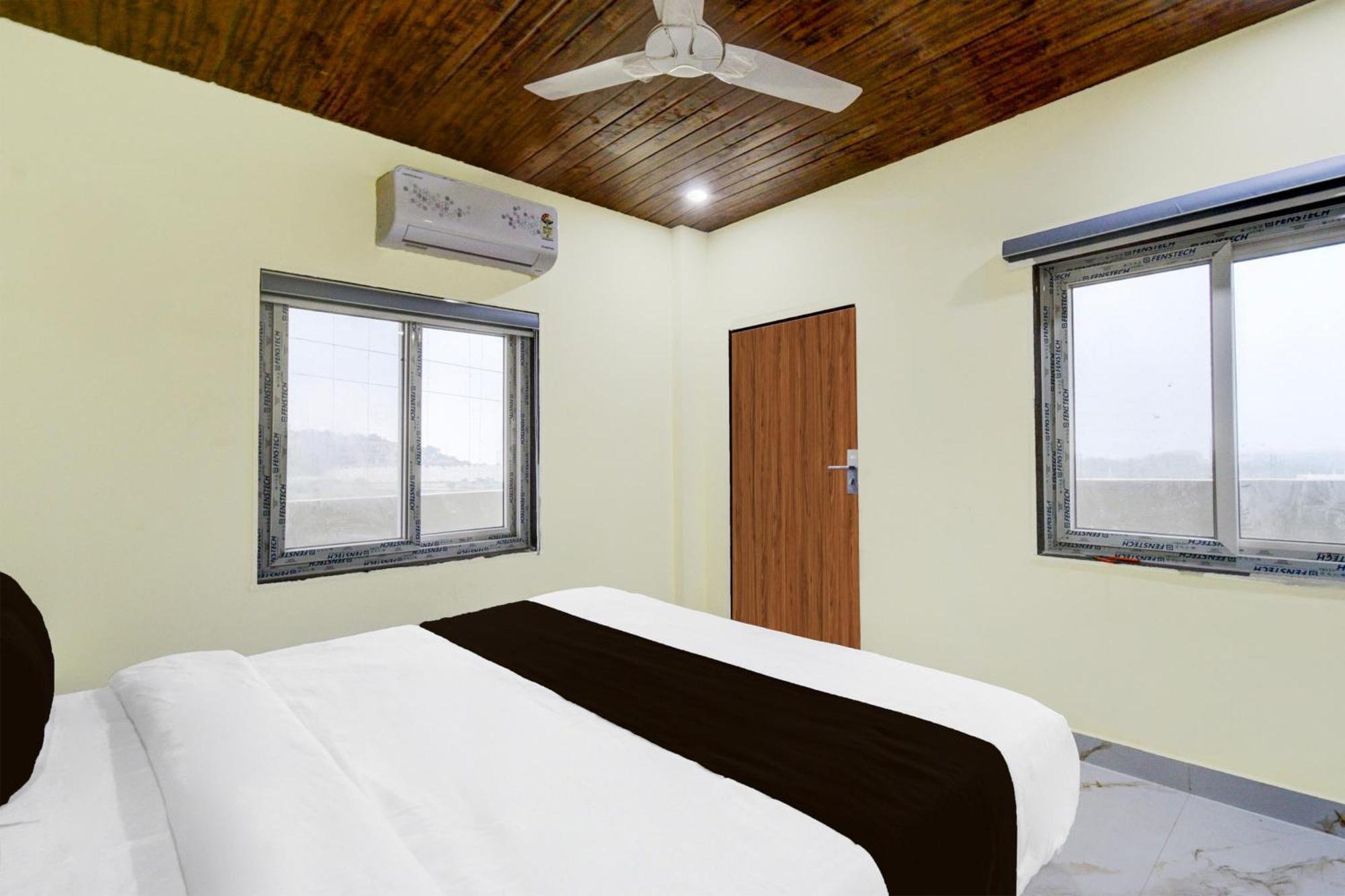 Super Collection O Srisailam Highway Hotel Shamshabad Exterior foto